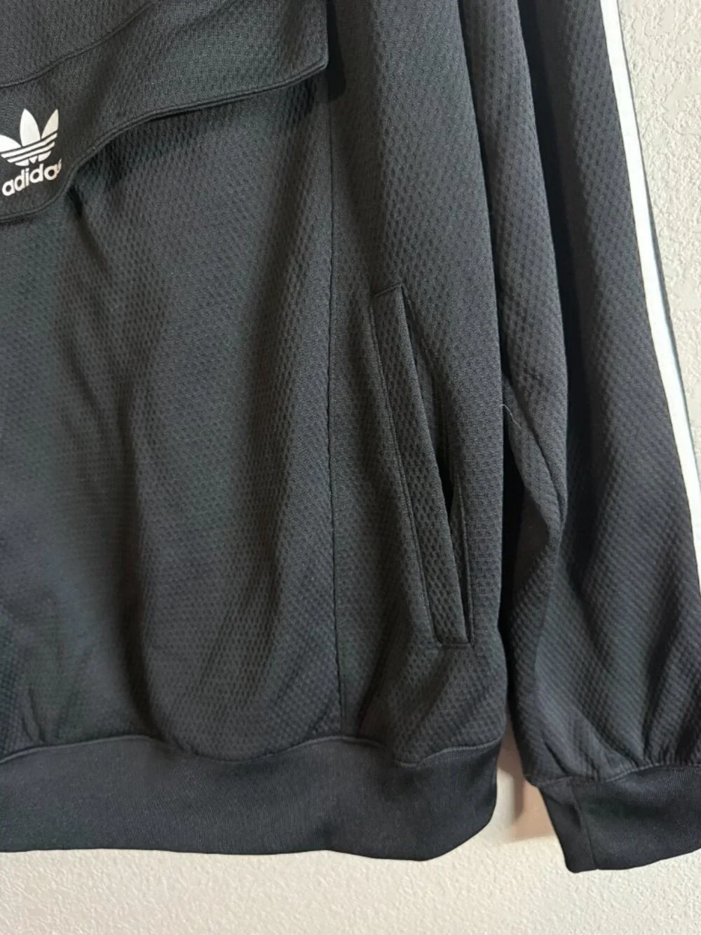 Men's Adidas Black Trefoil Logo 3-Stripe Mesh Pullover Hoodie Size S